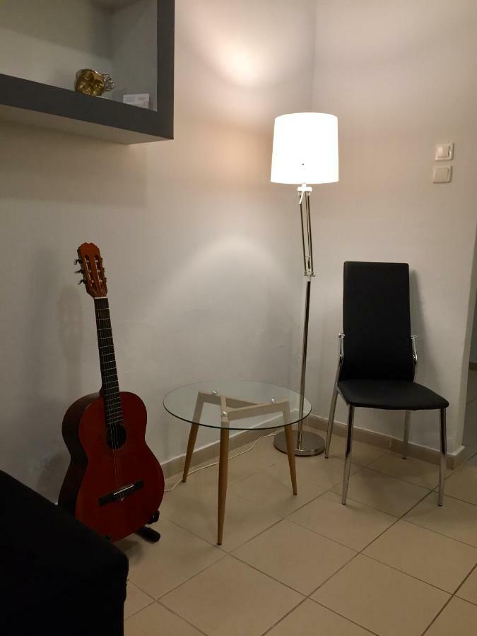 Private Entrance Cozy Flat Apartment เอเธนส์ ภายนอก รูปภาพ